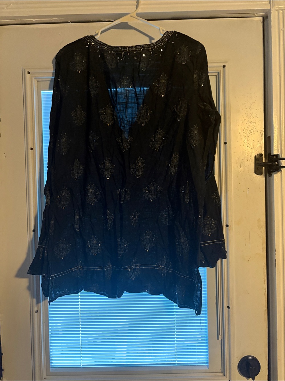 Old Navy Black Beaded V-Neck Tunic - Picture 2 of 3